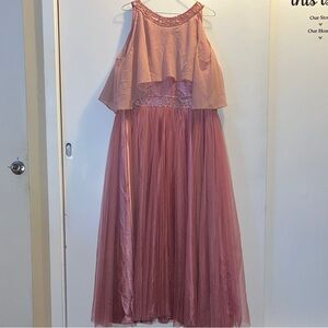 Elegant Pink MISSES / MATERNITY off-Shoulder GOWN estimate Size 12/14